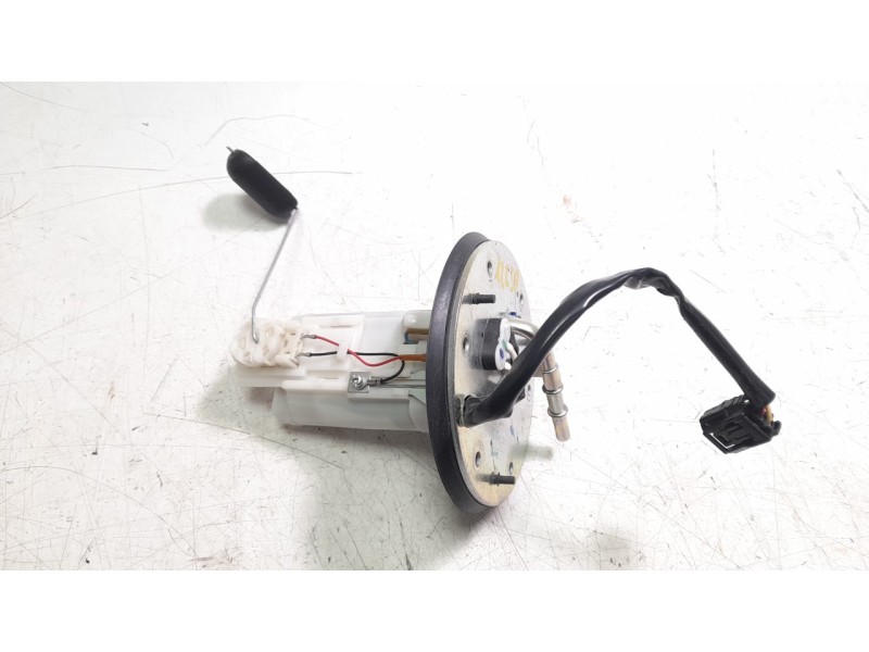 Recambio de bomba combustible para honda cbr (601cc - ) cbr 650 r (rh01) referencia OEM IAM UCT35HU67 16700MKND52 