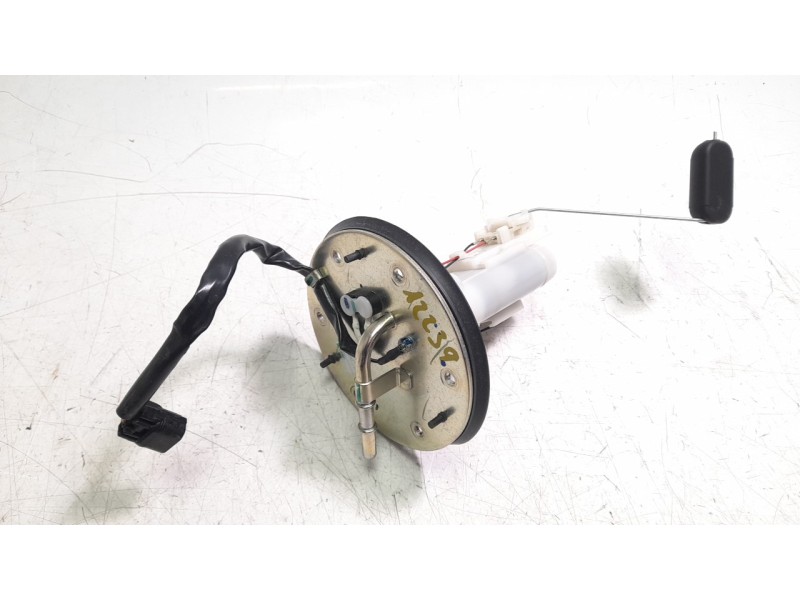 Recambio de bomba combustible para honda cbr (601cc - ) cbr 650 r (rh01) referencia OEM IAM UCT35HU67 16700MKND52 