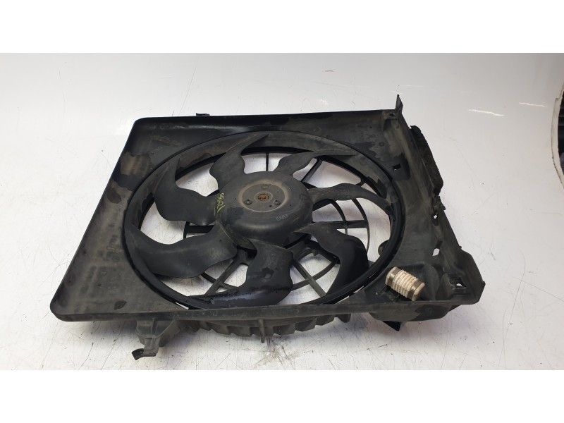 Recambio de electroventilador para hyundai i30 (fd) 1.6 crdi referencia OEM IAM GF17M21  