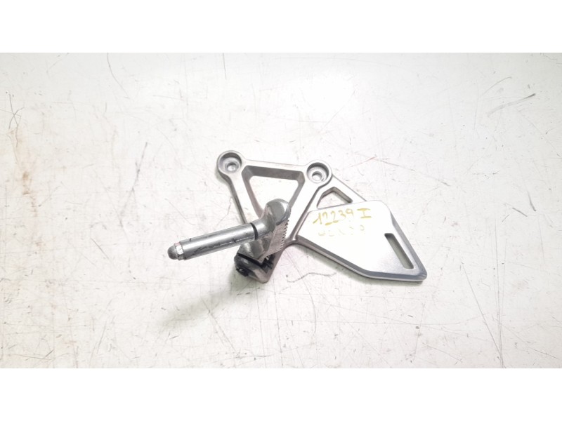 Recambio de estribo lateral para honda cbr (601cc - ) cbr 650 r (rh01) referencia OEM IAM 50700MKND50  