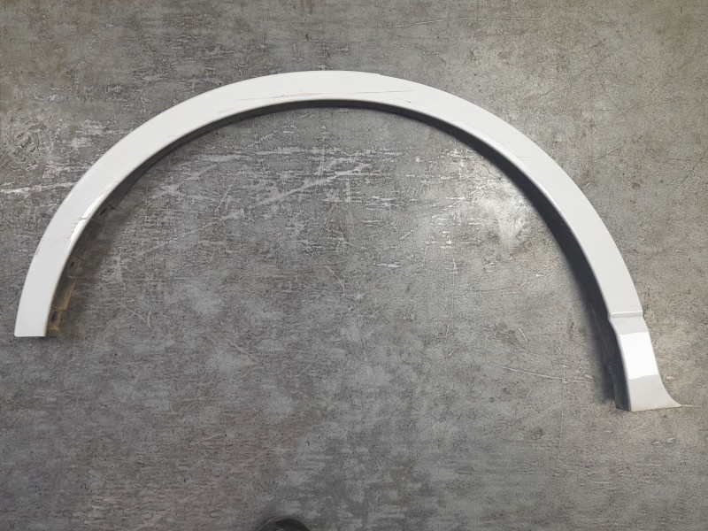 Recambio de aletin trasero derecho para ford kuga iii (dfk) 2.5 fhev referencia OEM IAM 2657227  