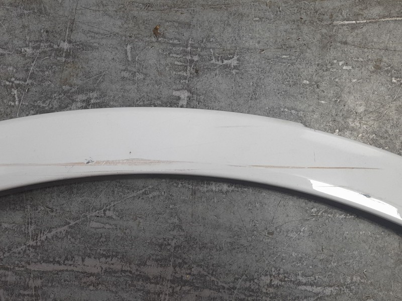 Recambio de aletin trasero derecho para ford kuga iii (dfk) 2.5 fhev referencia OEM IAM 2657227  