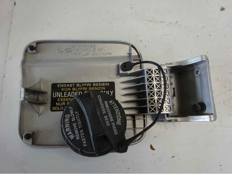 Recambio de tapa exterior combustible para kia cerato 1.6 cat referencia OEM IAM 692002F080  