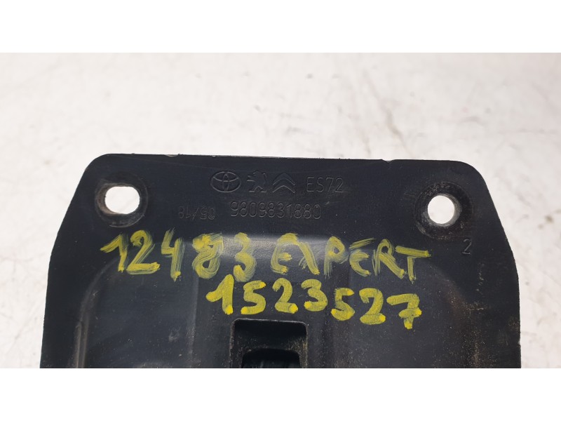 Recambio de retenedor puerta para peugeot expert autobús (v_) 1.6 bluehdi 115 referencia OEM IAM 9809831880  