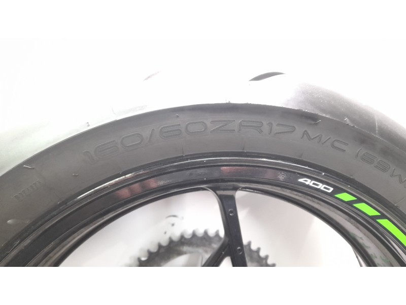 Recambio de llanta trasera para kawasaki zx-4r zx-4r referencia OEM IAM 410730804QT  