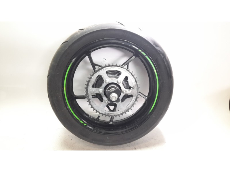 Recambio de llanta trasera para kawasaki zx-4r zx-4r referencia OEM IAM 410730804QT  