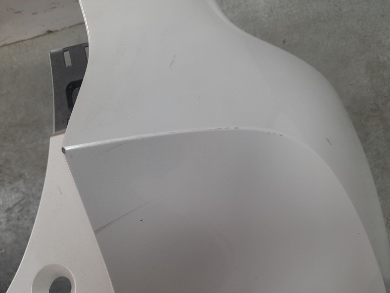 Recambio de paragolpes trasero para toyota c-hr hybrid active referencia OEM IAM 52159F4912  