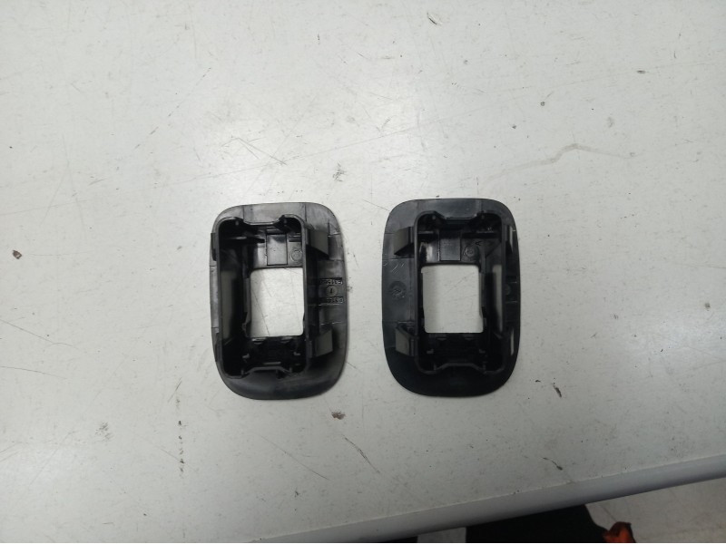 Recambio de moldura para peugeot 2008 (--.2013) active referencia OEM IAM 98242552ZD  