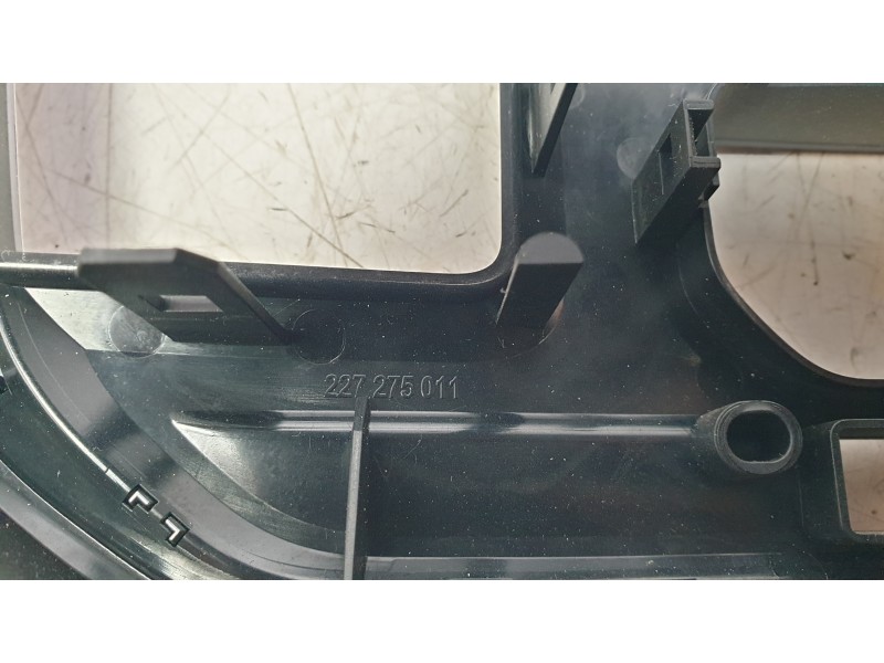 Recambio de moldura para peugeot expert autobús (v_) 1.6 bluehdi 115 referencia OEM IAM 227275011  