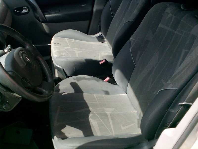 renault scenic ii del año 2005