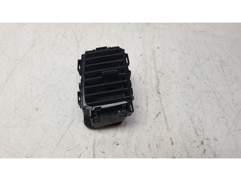 Recambio de aireador central derecho para peugeot expert autobús (v_) 1.6 bluehdi 115 referencia OEM IAM 9812272177  