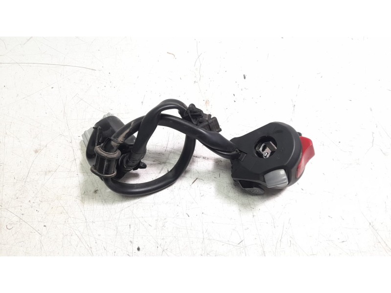 Recambio de piña luces derecha para honda cbr 500r cbr 500 r referencia OEM IAM 35130MKPDN1  