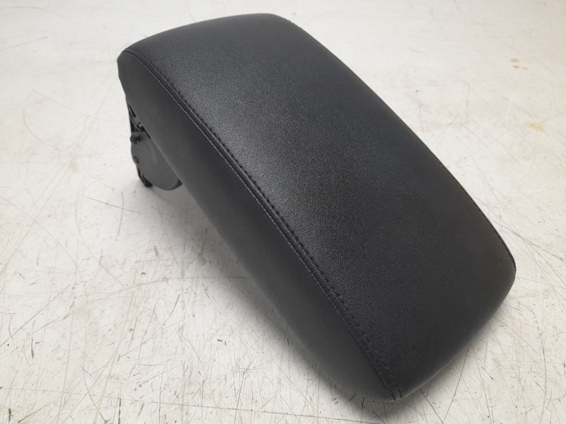 Recambio de apoyabrazos central para suzuki vitara (ly) 1.6 (apk 416) referencia OEM IAM 7585061M005PK  