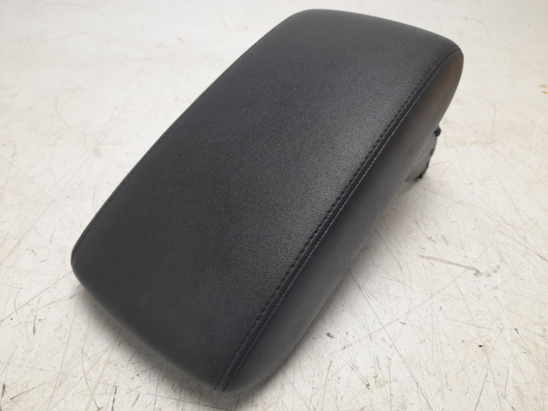Recambio de apoyabrazos central para suzuki vitara (ly) 1.6 (apk 416) referencia OEM IAM 7585061M005PK  
