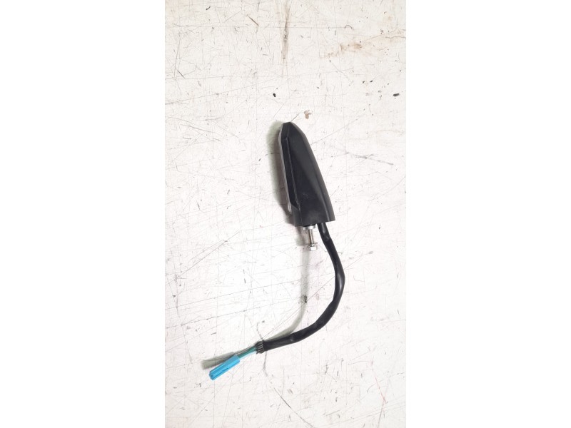 Recambio de piloto delantero derecho para honda cbr 500r cbr 500 r referencia OEM IAM 33400MKHD01  