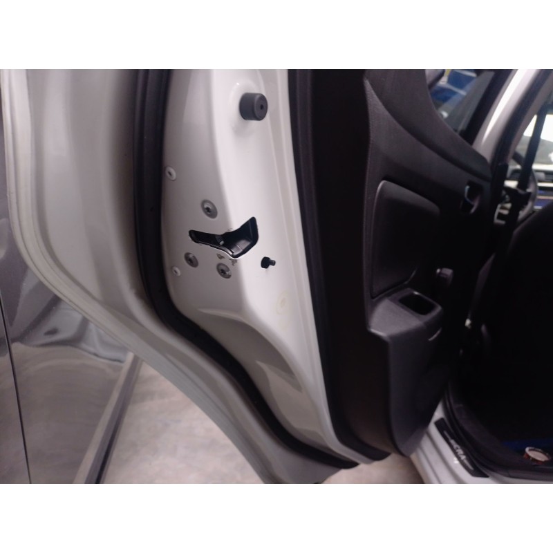 Recambio de cerradura puerta trasera izquierda para nissan micra v (k14) 0.9 ig-t referencia OEM IAM   