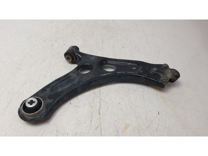 Recambio de brazo suspension inferior delantero izquierdo para opel corsa f (p2jo) 1.2 (68) referencia OEM IAM 9857903080  