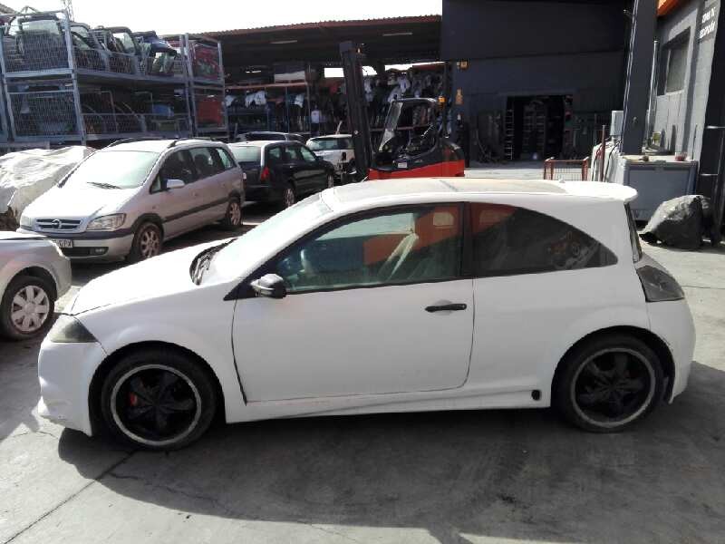 renault megane ii berlina 3p del año 2004