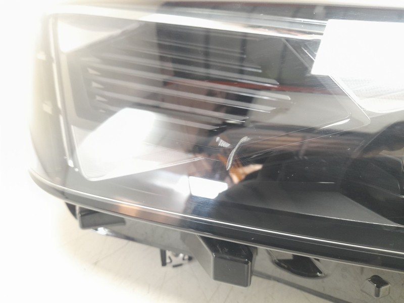 Recambio de faro derecho para cupra leon (kl1, ku1, kug) 1.5 tsi referencia OEM IAM 5FB941008K  