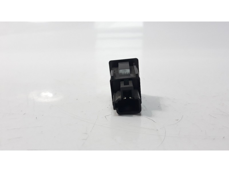Recambio de interruptor para toyota aygo 1.0 cat referencia OEM IAM 8474602020  