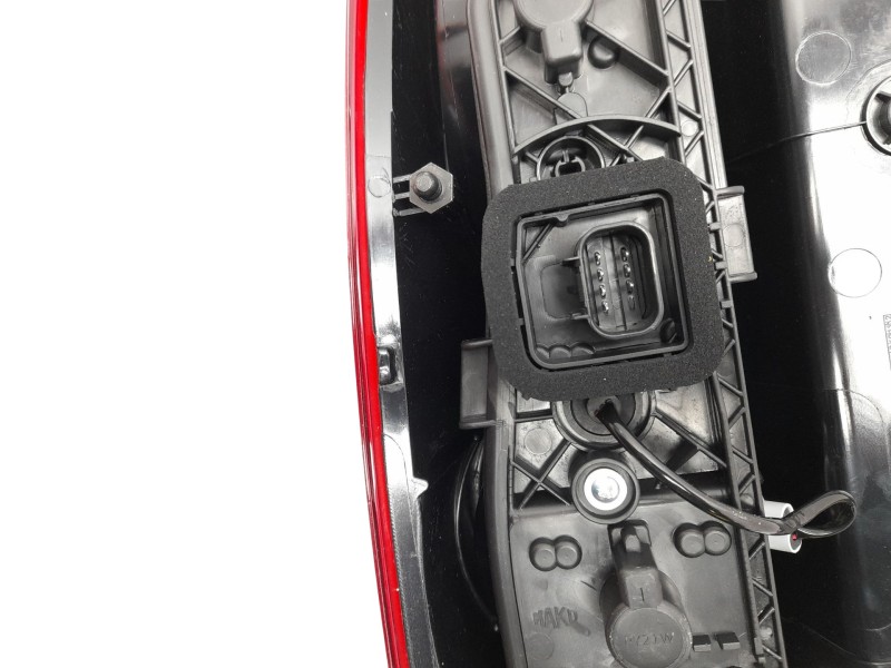 Recambio de piloto trasero derecho para fiat doblo referencia OEM IAM 51810673 104LLH221 FT9104153/7290524