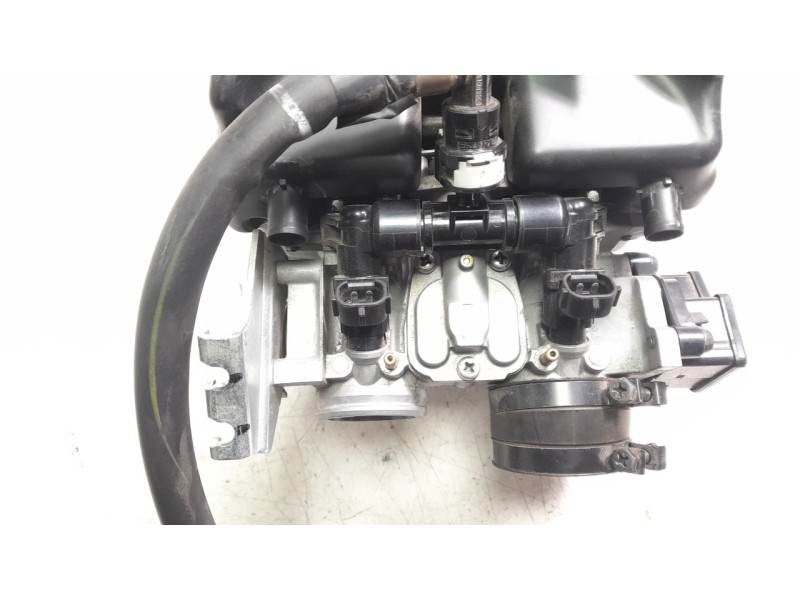 Recambio de cuerpo de inyeccion para honda cbr 500r cbr 500 r referencia OEM IAM 16400MKPD02  