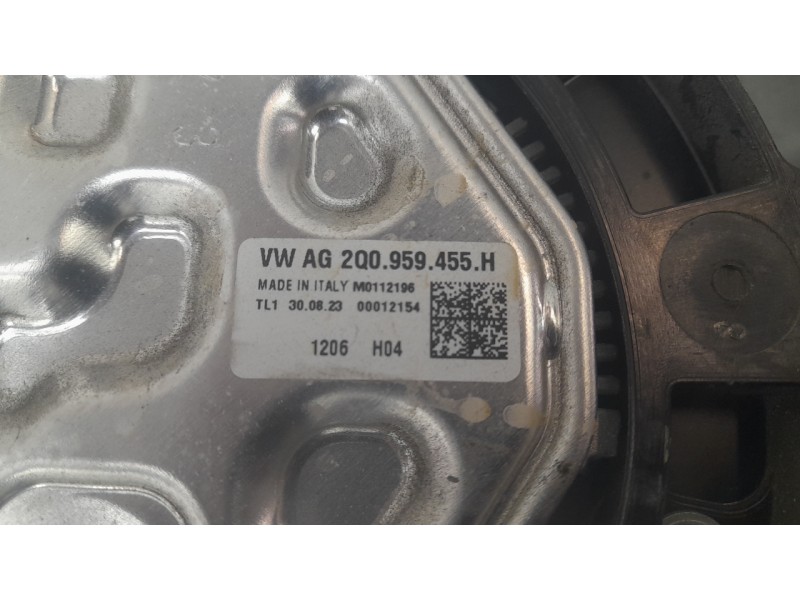 Recambio de electroventilador para volkswagen polo vi (aw1, bz1, ae1) 1.0 tsi referencia OEM IAM 2Q0121203M  