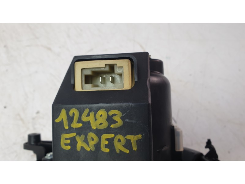 Recambio de ventilador calefaccion para peugeot expert autobús (v_) 1.6 bluehdi 115 referencia OEM IAM 5P1330100  