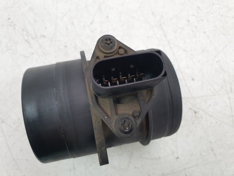 Recambio de caudalimetro para volkswagen passat b6 variant (3c5) 2.0 tdi referencia OEM IAM 074906461B  MMF520037HQ/EPPAU031