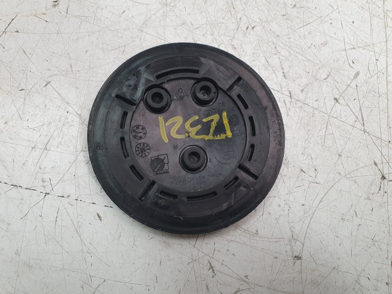 Recambio de emblema para bmw 1 (f40) 118 d referencia OEM IAM 728875204  