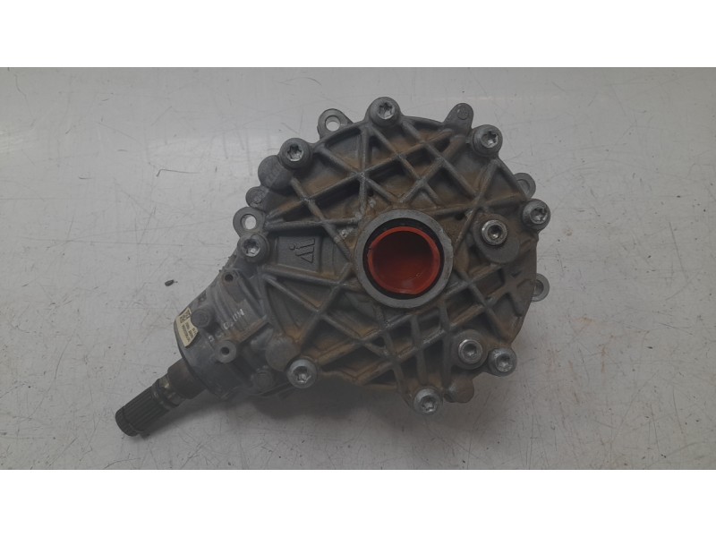 Recambio de diferencial delantero para maserati levante suv (m161) 3.0 d q4 referencia OEM IAM 670033029  