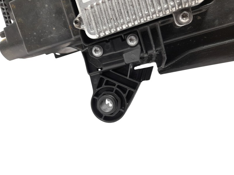 Recambio de faro derecho para seat ateca (kh7, khp) 1.5 tsi referencia OEM IAM 576941032C  