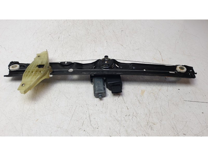 Recambio de elevalunas delantero derecho para peugeot expert autobús (v_) 1.6 bluehdi 115 referencia OEM IAM 9808388480  