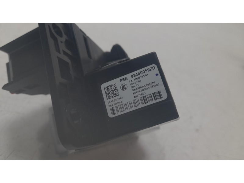 Recambio de palanca cambio para opel corsa f (p2jo) 1.2 (68) referencia OEM IAM 1680149580  