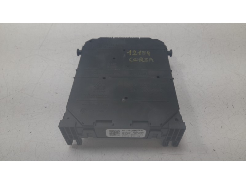 Recambio de caja reles / fusibles para opel corsa f (p2jo) 1.2 (68) referencia OEM IAM 983288038000  