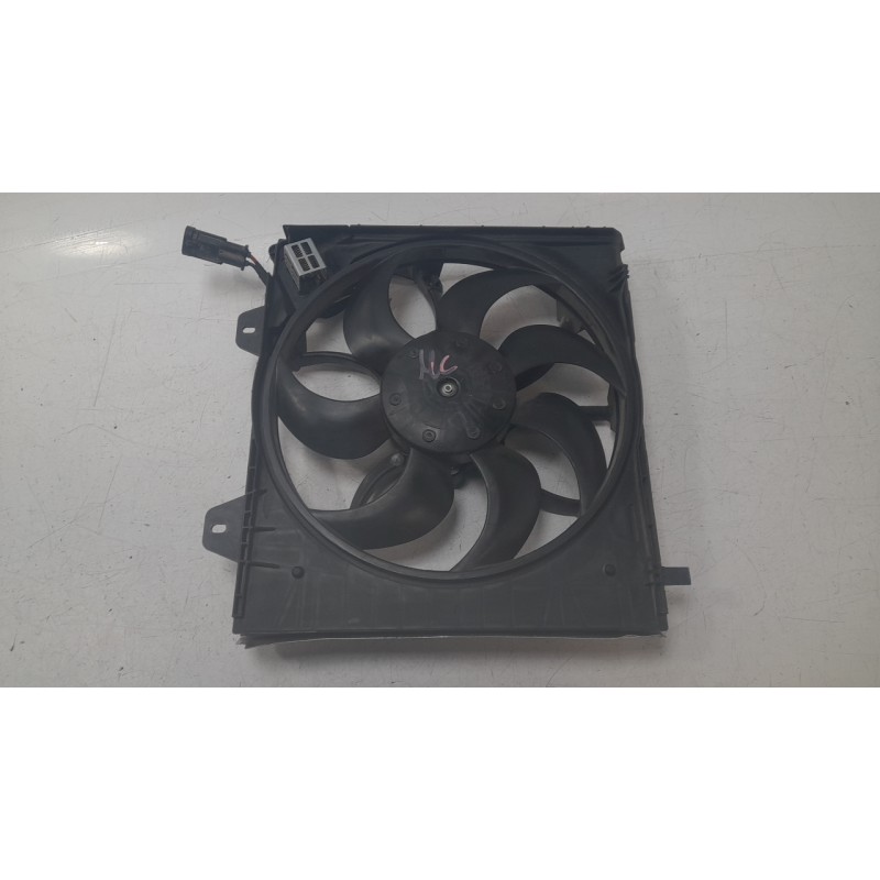 Recambio de electroventilador para opel corsa f (p2jo) 1.2 (68) referencia OEM IAM TP1227720710  