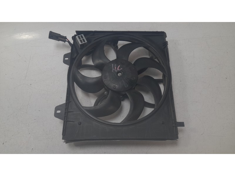 Recambio de electroventilador para opel corsa f (p2jo) 1.2 (68) referencia OEM IAM TP1227720710  