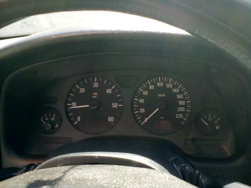 opel astra g berlina del año 2002