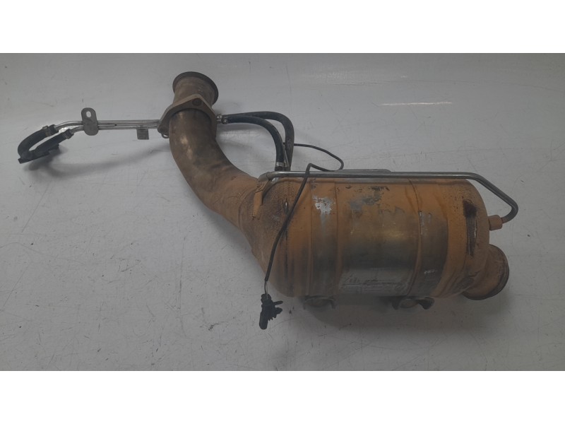 Recambio de filtro de particulas para maserati levante suv (m161) 3.0 d q4 referencia OEM IAM 670034577  