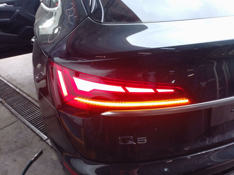 Recambio de piloto trasero izquierdo para audi q5 sportback (fyt) 35 tdi referencia OEM IAM   