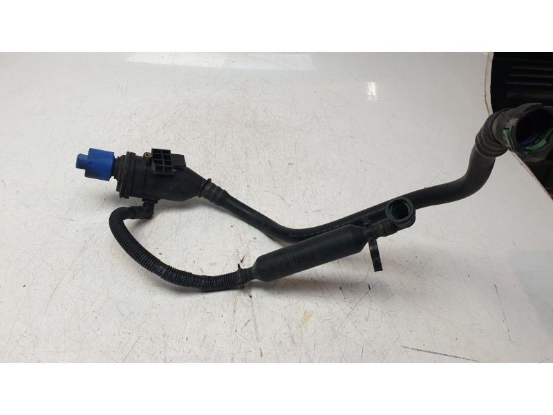 Recambio de tubo para volkswagen passat variant (cb5) r-line referencia OEM IAM 3Q0131965  