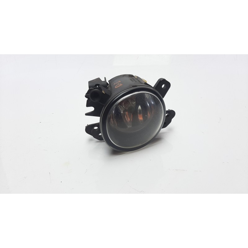 Recambio de faro antiniebla izquierdo para mercedes-benz clase b (w245) 2.0 cat referencia OEM IAM 2518200756 10114220004 ME3244