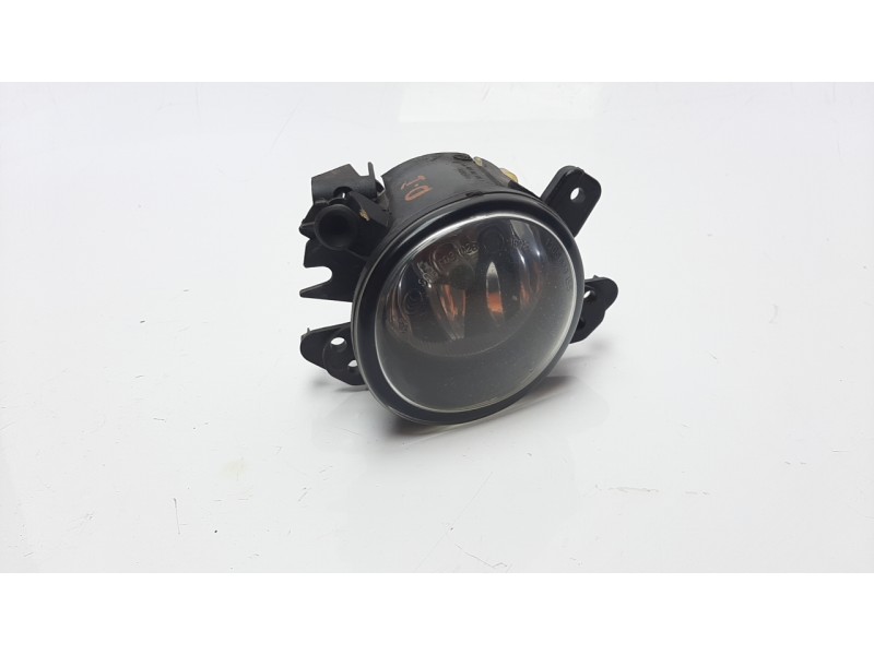 Recambio de faro antiniebla izquierdo para mercedes-benz clase b (w245) 2.0 cat referencia OEM IAM 2518200756 10114220004 ME3244