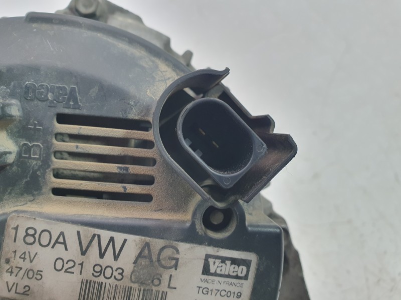 Recambio de alternador para volkswagen passat b6 variant (3c5) 2.0 tdi referencia OEM IAM 021903026L  ALF630351HQ