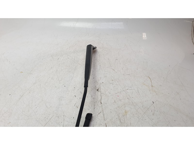 Recambio de brazo limpia delantero derecho para peugeot expert autobús (v_) 1.6 bluehdi 115 referencia OEM IAM 9808465580  