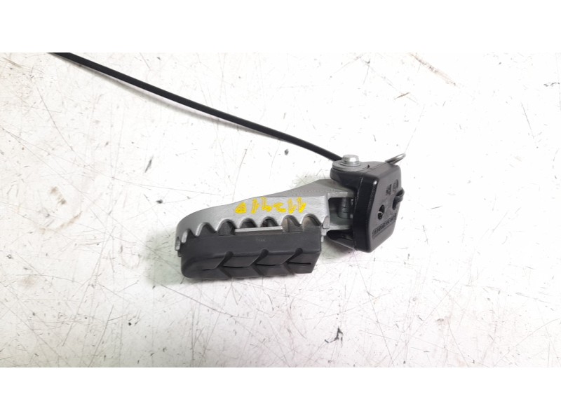 Recambio de estribera derecha para ktm 1290 super adventure wh 1290 super adventure wh referencia OEM IAM 61903040033  