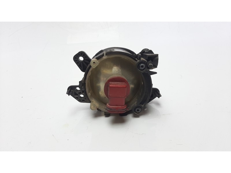 Recambio de faro antiniebla izquierdo para mercedes-benz clase b (w245) 2.0 cat referencia OEM IAM 2518200756 10114220004 ME3244