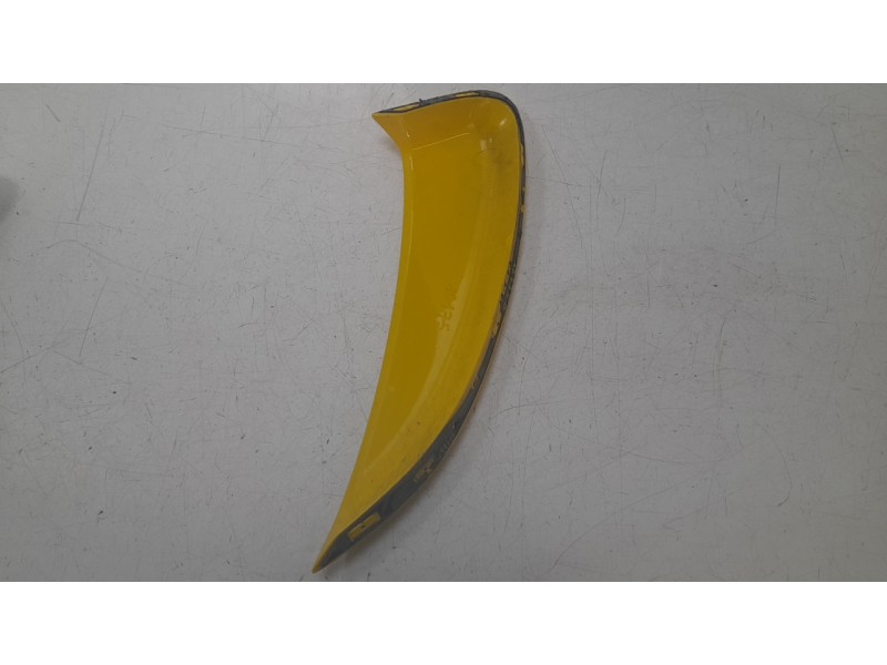 Recambio de moldura para porsche cayman (typ 981c) gt4 referencia OEM IAM 982853242  