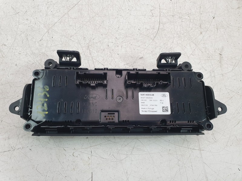 Recambio de mando climatizador para ford kuga iii (dfk) 2.5 fhev referencia OEM IAM 2534657  