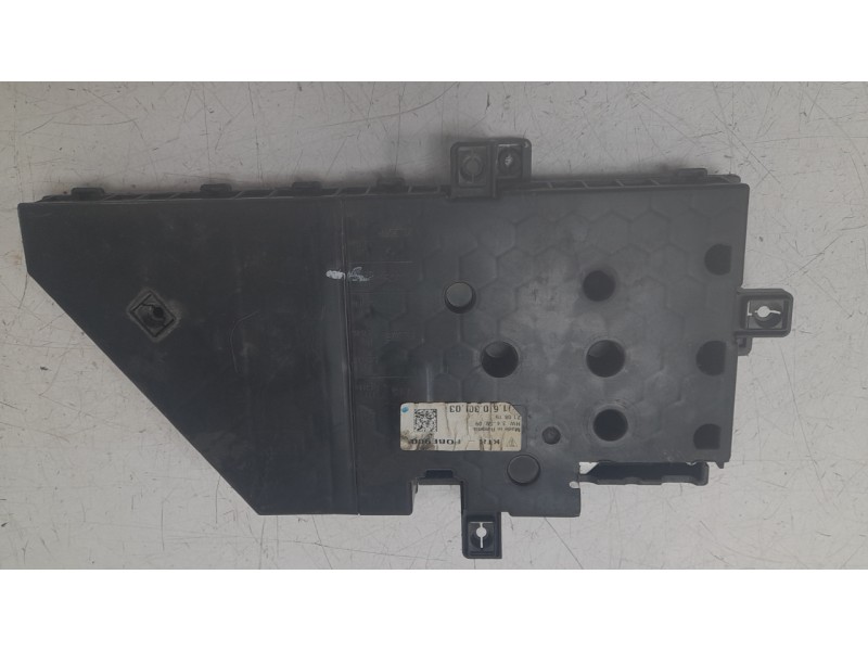 Recambio de caja reles / fusibles para porsche cayman (typ 981c) gt4 referencia OEM IAM 99161030103  